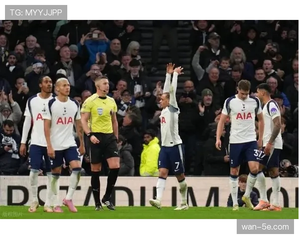 热刺区域防守体系出现漏洞 被阿森纳多次利用空当得分